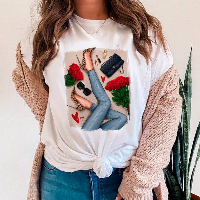 Tricou alb cu imprimeu grafic șic