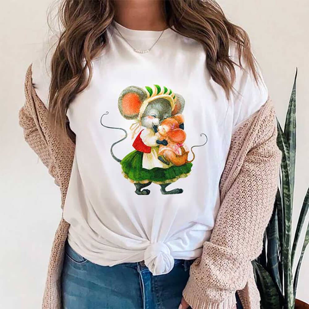 Tricou Mouse Hugger: O amintire capricioasă a dragostei