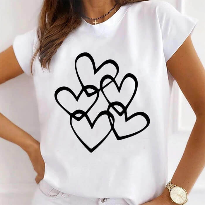 Tricou grafic alb cu inimi interconectate