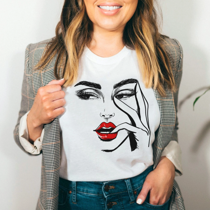 Tricou alb cu grafic Bold Lips