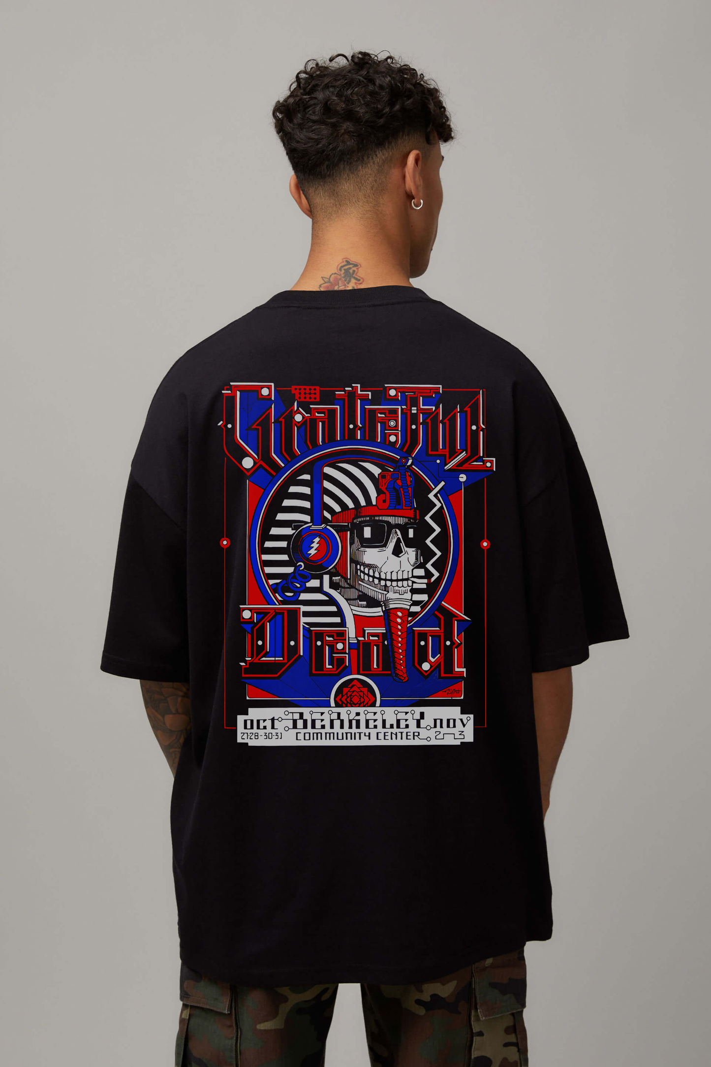 Bold Skull Graphic Navy Blue T-Shirt