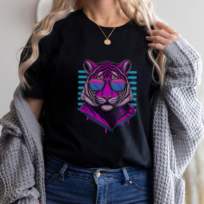 Tricou Dama Negru Retrowave Tiger